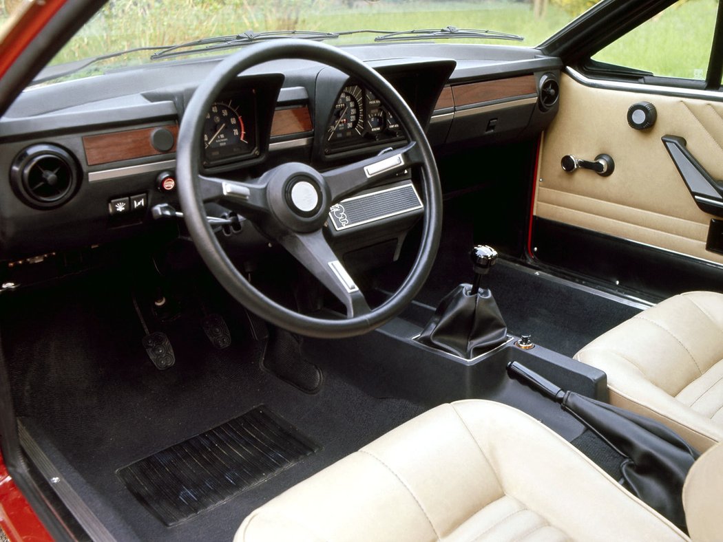 Alfa Romeo Alfetta GTV 2000 (1976–1980)