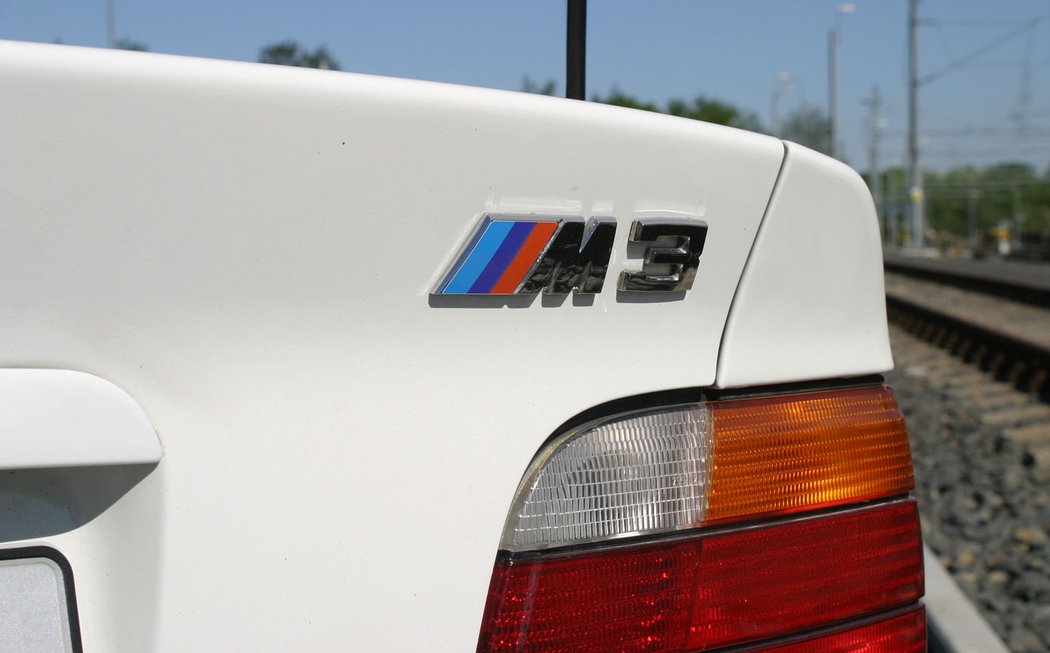 BMW M3 Cabrio (E36) US verze