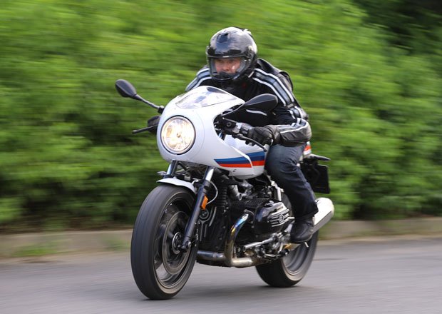 BMW R nineT Racer: Když je láska slepá, tak chcete tuhle motorku!