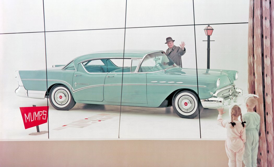 Buick Roadmaster Riviera (1957)