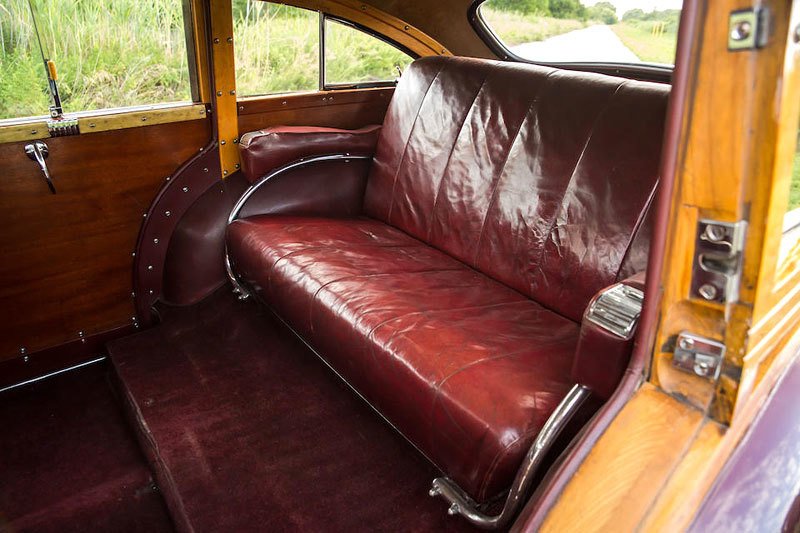 Chrysler Town & Country Nine-Passenger &#34;Barrelback&#34; Station Wagon (1941)