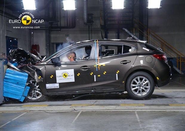 Euro NCAP 2013: Mazda 3 – Podruhé s plným počtem hvězd