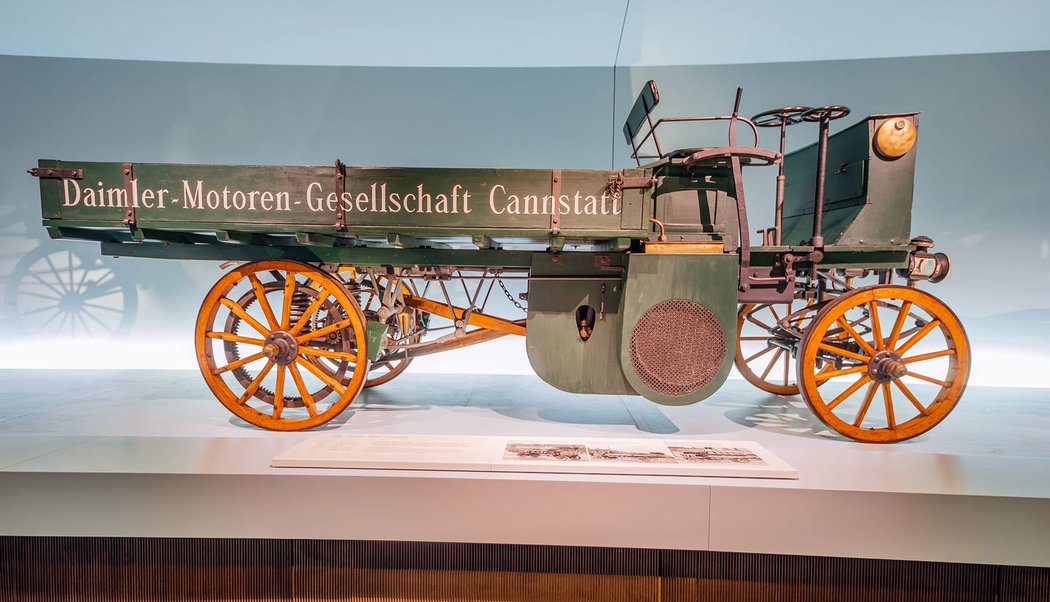 Daimler Motor-Lastwagen (1898)