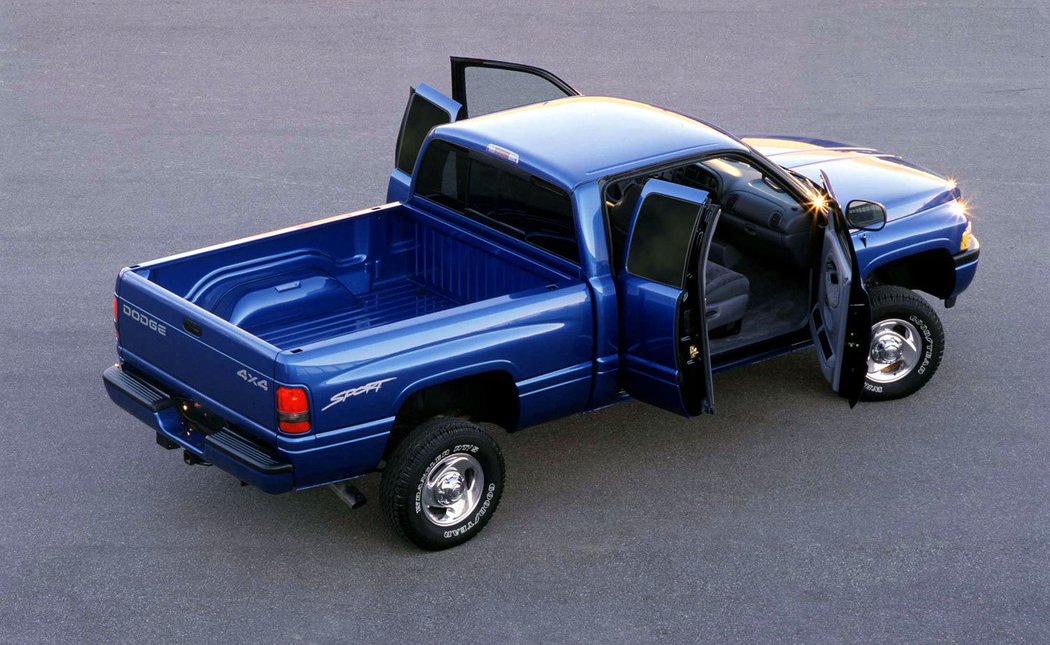 Dodge Ram 2500 4×4 Club Cab Pickup (1994–2002)