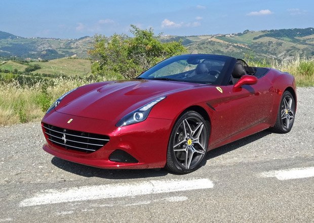 Ferrari California T: První jízdní dojmy (+video)