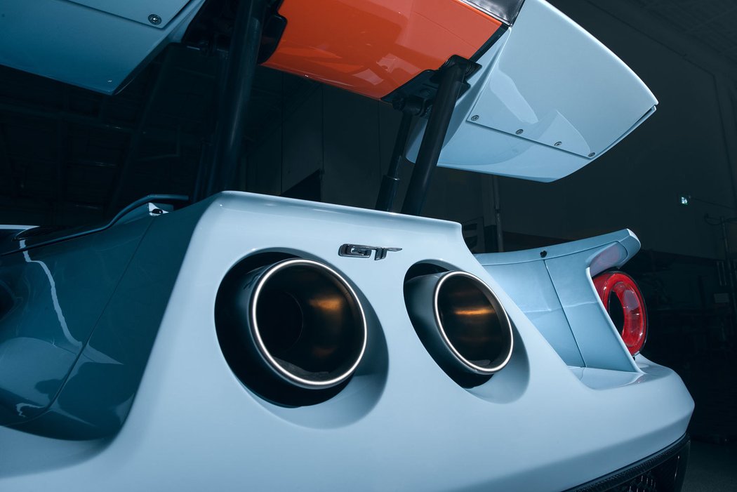 Ford GT Gulf Racing Heritage Edition