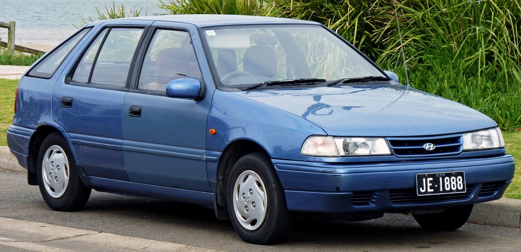 Hyundai Excel 5-door (1992-1995)