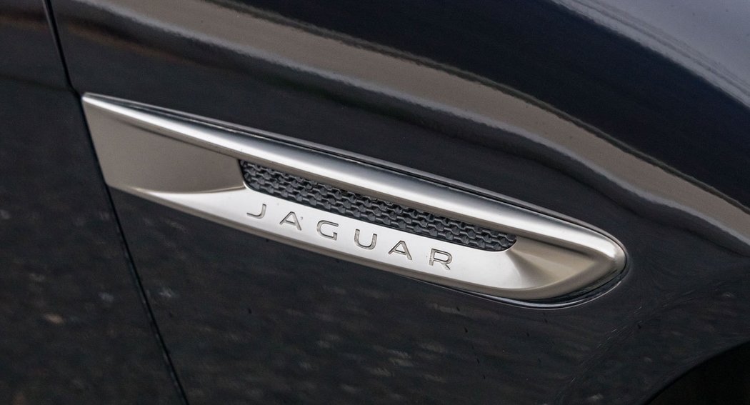 Jaguar XE D180 (132 kW) AWD