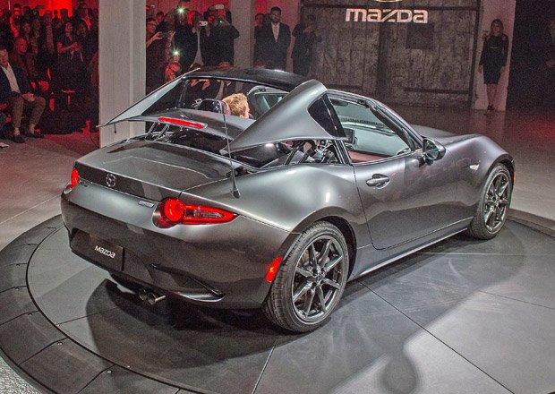 Mazda MX-5 RF: Evropský debut bude v Goodwoodu