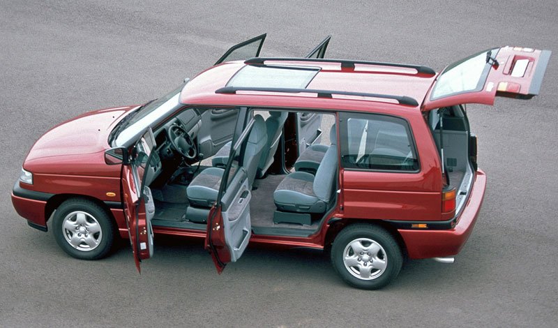 Mazda MPV (1997)