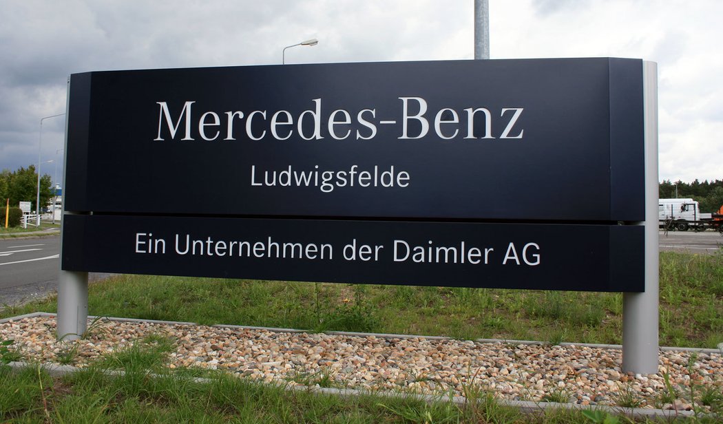 Koncern Daimler koupil továrnu v Ludwigsfelde v roce 1994