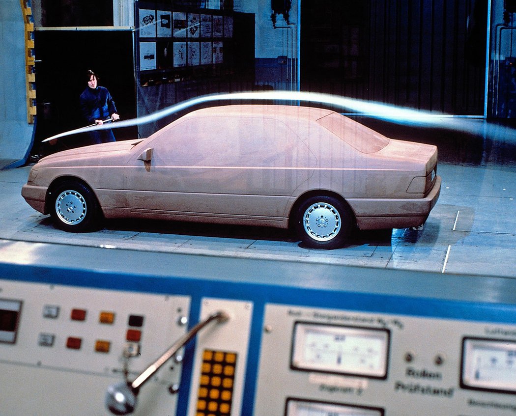 Mercedes-Benz S (W140) (1990)