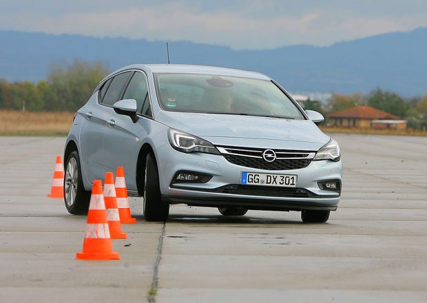 Opel Astra 1.0 Turbo Innovation – Jak mi udělalo radost 77 kW