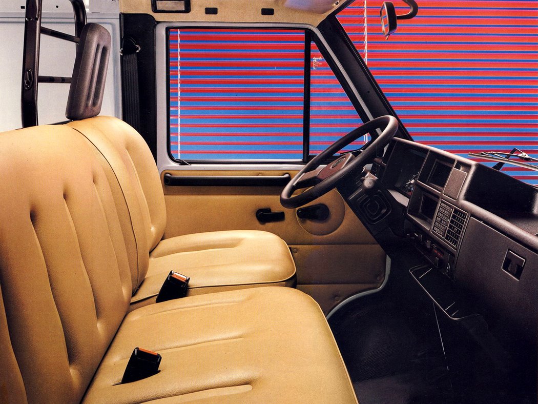 Peugeot J5 (1981)