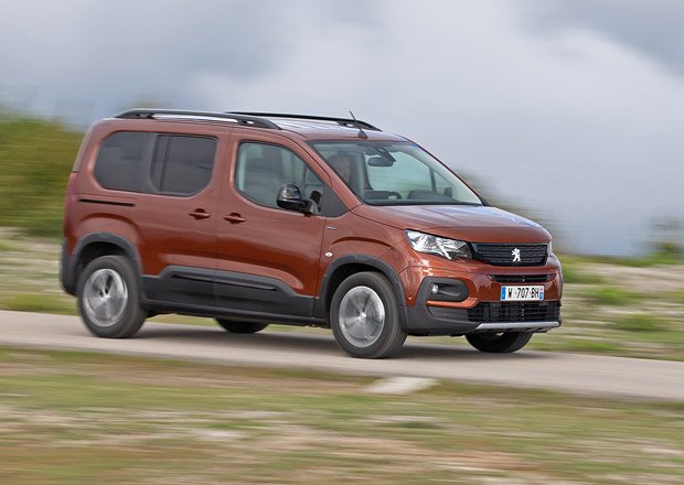 Jízdní dojmy s Peugeotem Rifter: Jak udělat z dodávky MPV