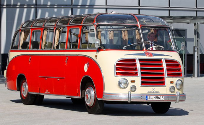 Klasické autobusy Setra míří na Retro Classics 2014 | auto.cz