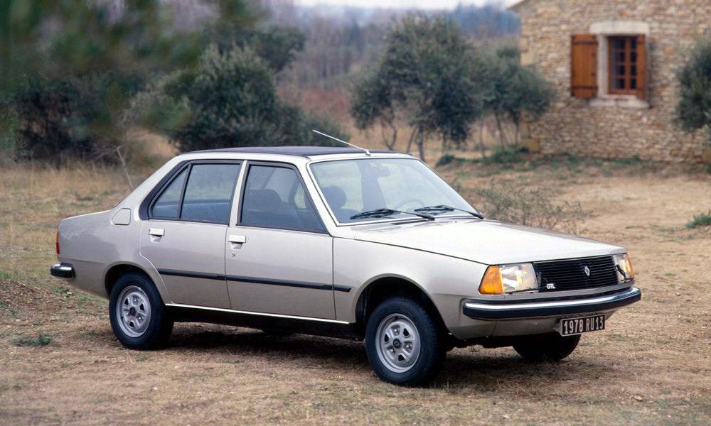 Renault 18 byl předchůdcem Renaultu 21 a měl podobné rozměry.