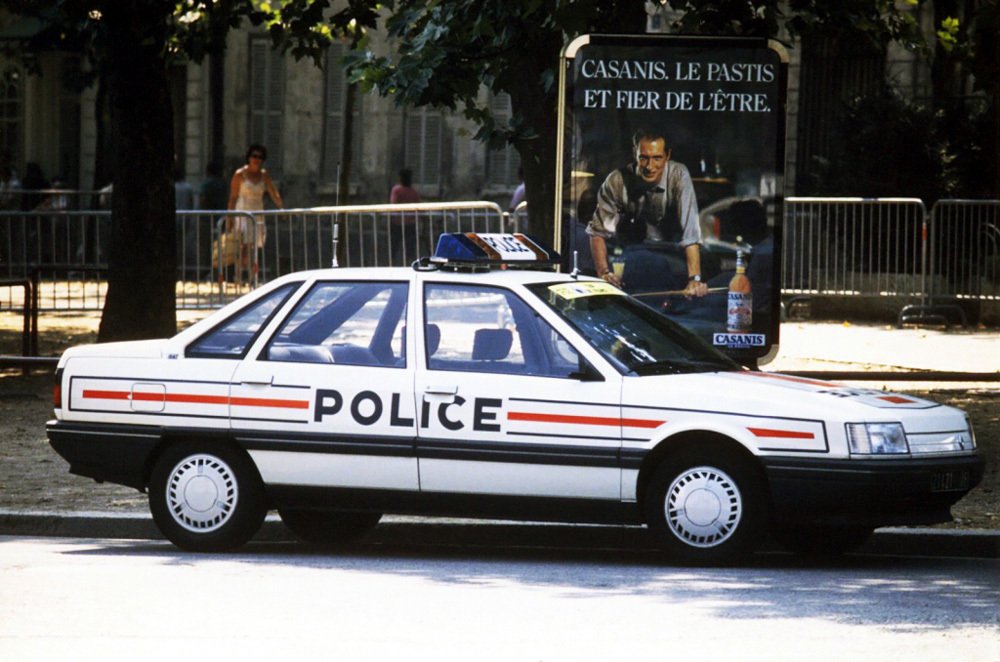 Renaulty 21 hojně využívala francouzská policie.