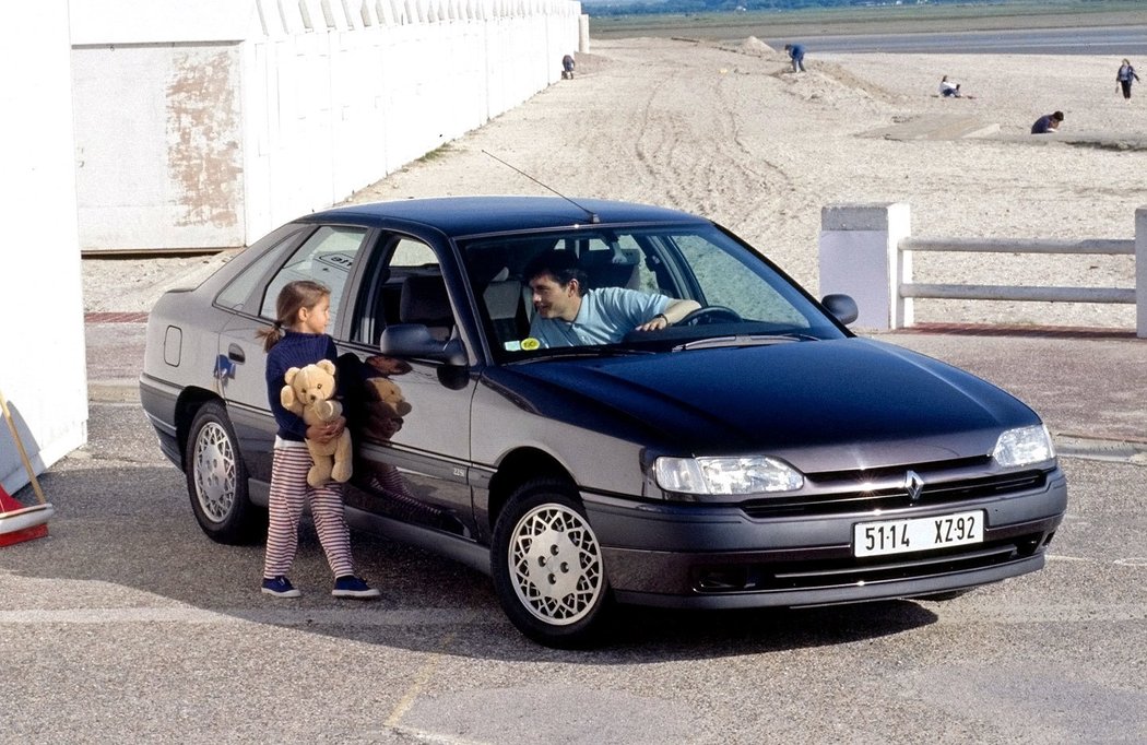 Renault Safrane (1992)