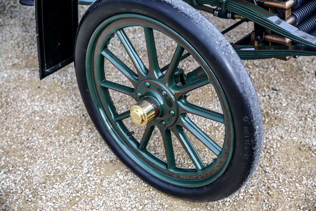 Stevens-Duryea Model L Stanhope (1903)