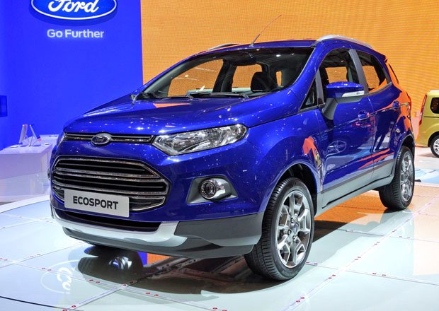 Ford EcoSport: Evropská verze malého SUV s technikou Fiesty a zvýšenou světlou výškou