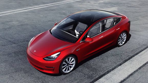 Evropský trh v prosinci 2021: Tesla Model 3 opět nejprodávanější, Octavia skoro dostihla Golf