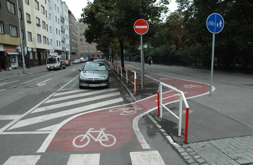Vyhrazený jízdní pruh pro cyklisty